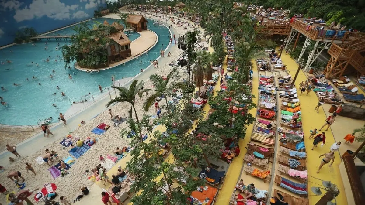 Major Historical Events on December 19 - Today in History - 2004 - Tropical Islands Resort Opens 