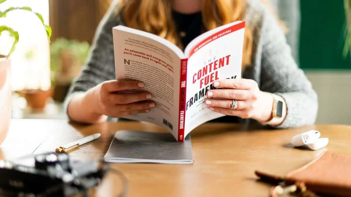 10 Reasons To Read Translated Books - Personal Growth