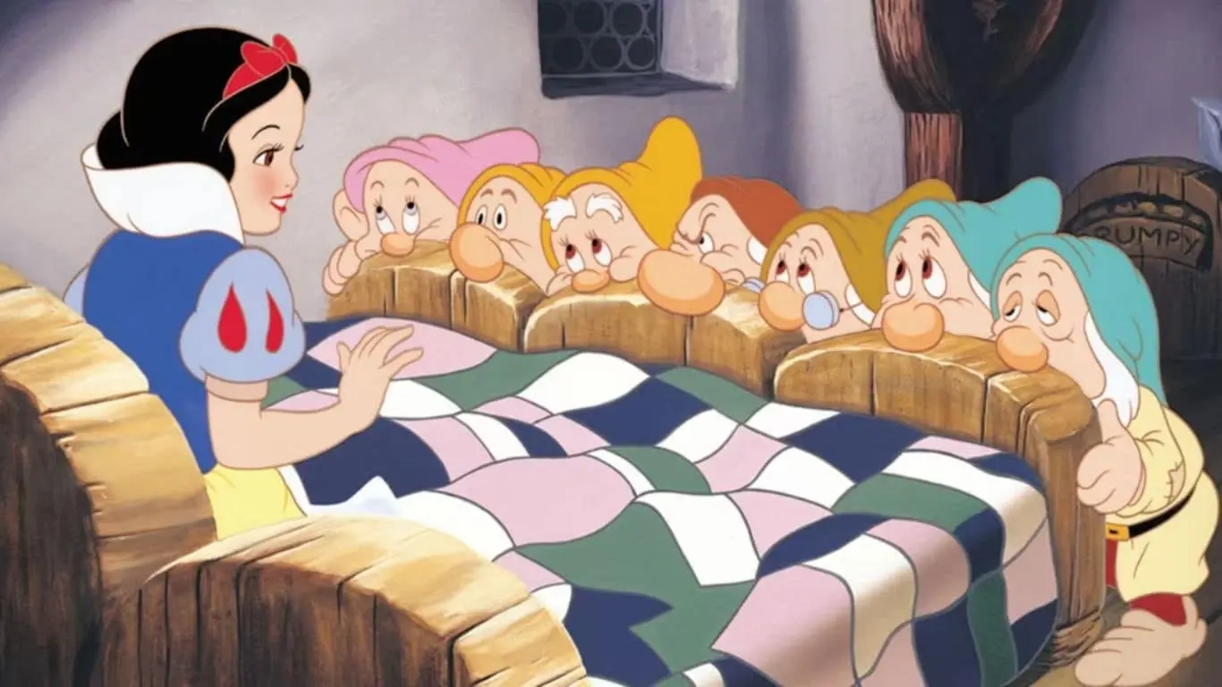 List of 10 Disney VHS Tapes with the Highest Values - Snow White And The Seven Dwarfs