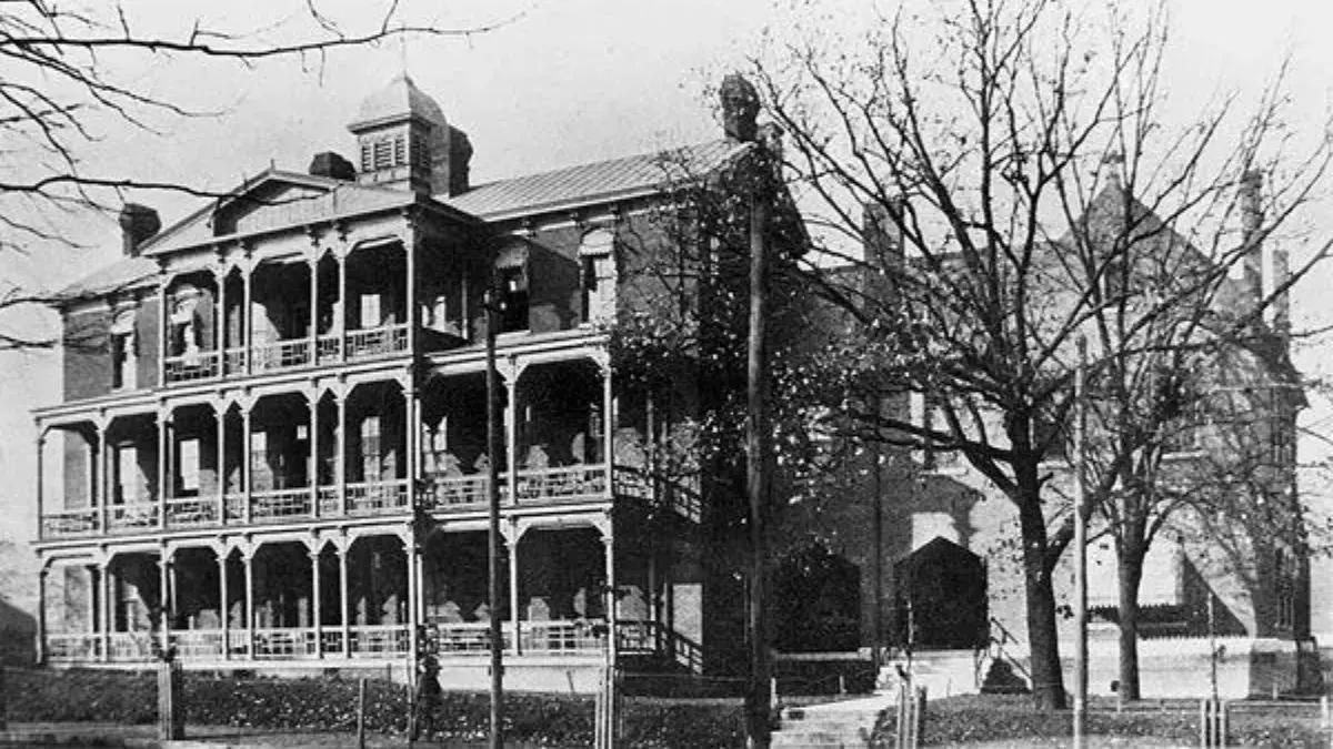 1832 - First US Negro Hospital