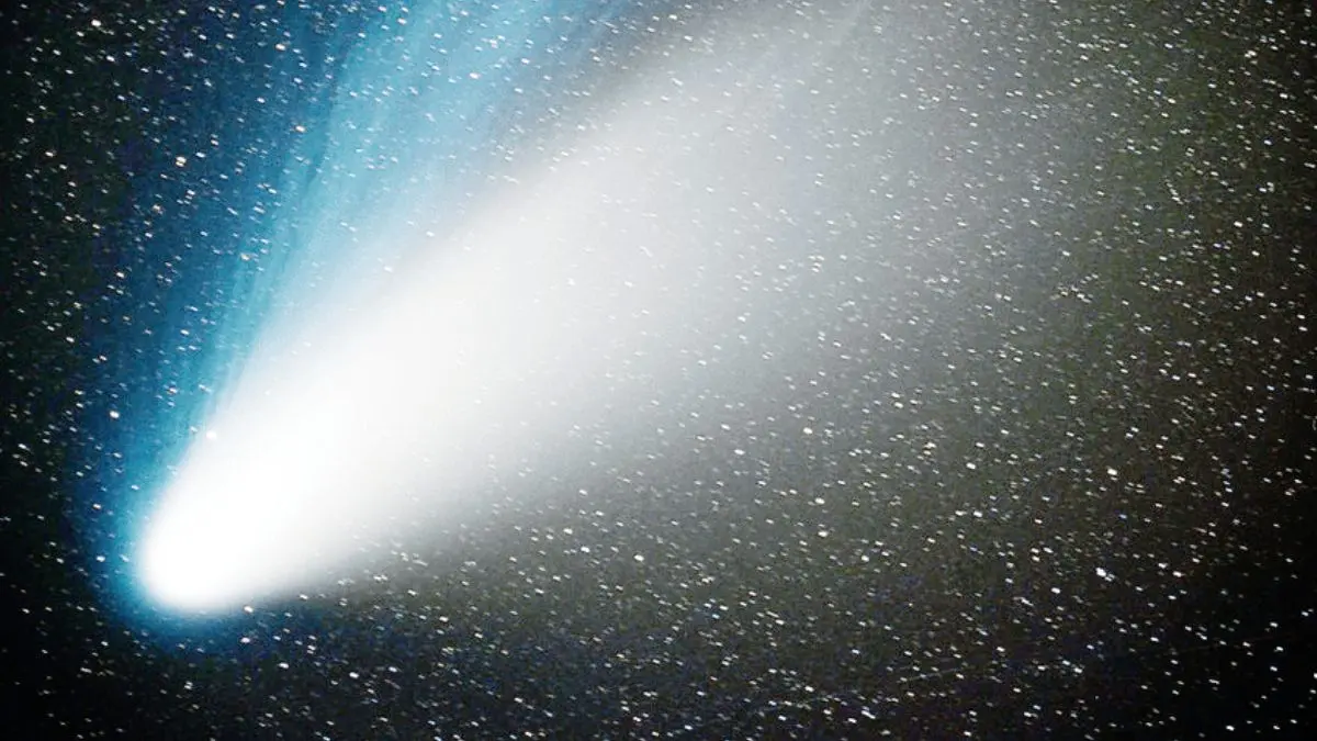 1997: Comet 1997 A1 discovered