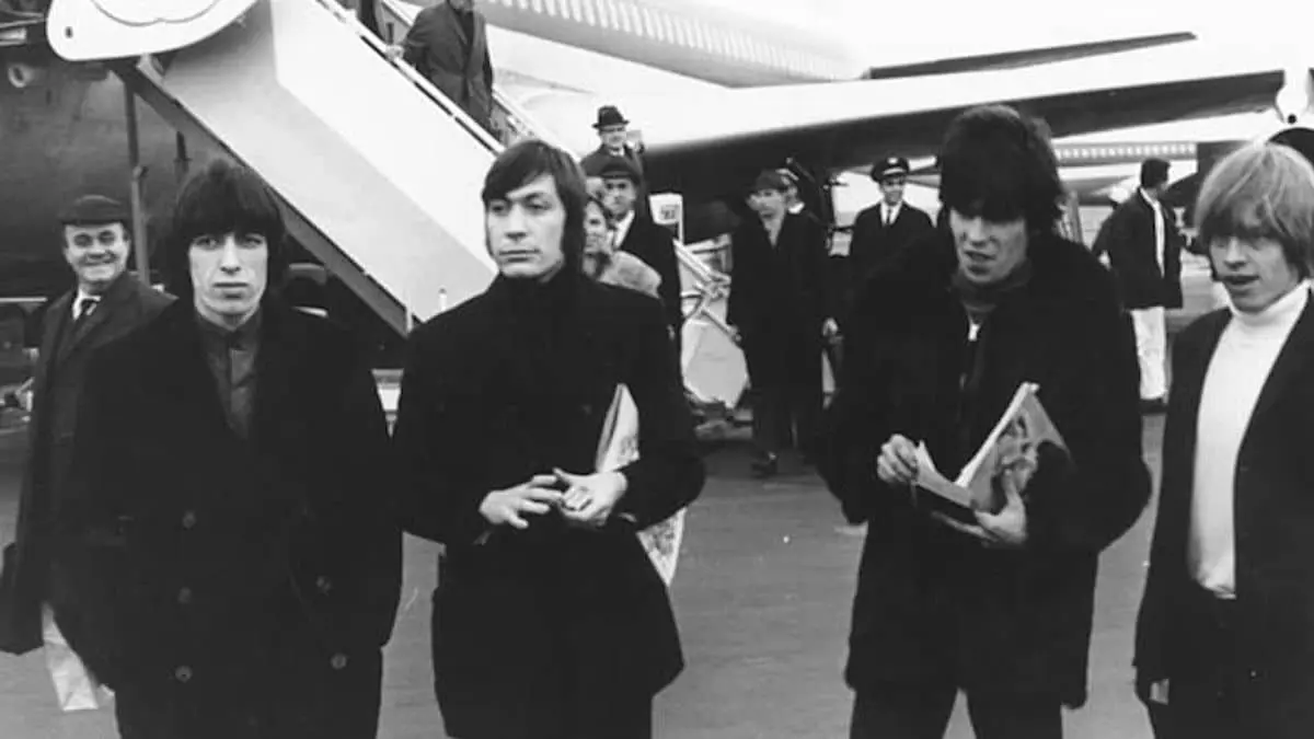 1964: Rolling Stones' 1st tour of England