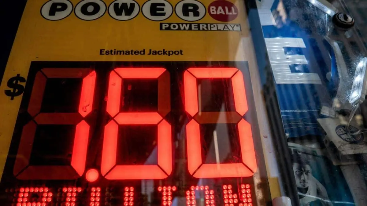 2016: Record Powerball Lottery Held - $1.6 Billion