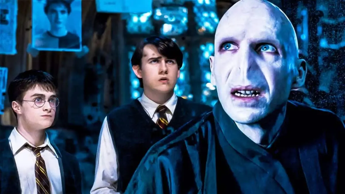 Why Lord Voldemort Wanted To Kill Harry Potter? - Voldemort's Choice: Harry Over Neville