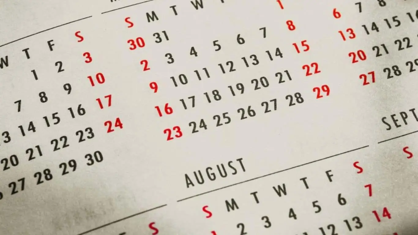 Major Historical Events on February 15- Today in History - Greece Adopts the Gregorian Calendar (1923)