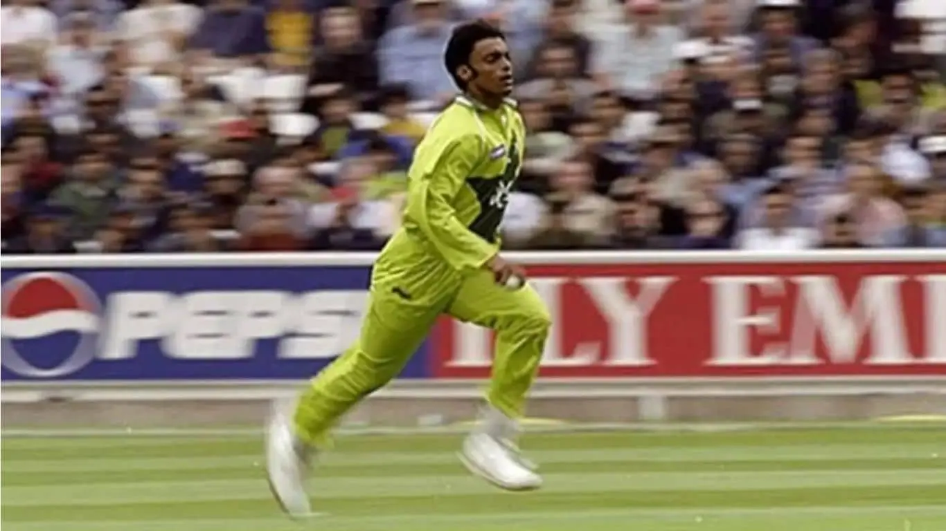 Major Historical Events on February 22- Today in History - 2003 - Shoaib Akhtar's Fastest Delivery in Cricket