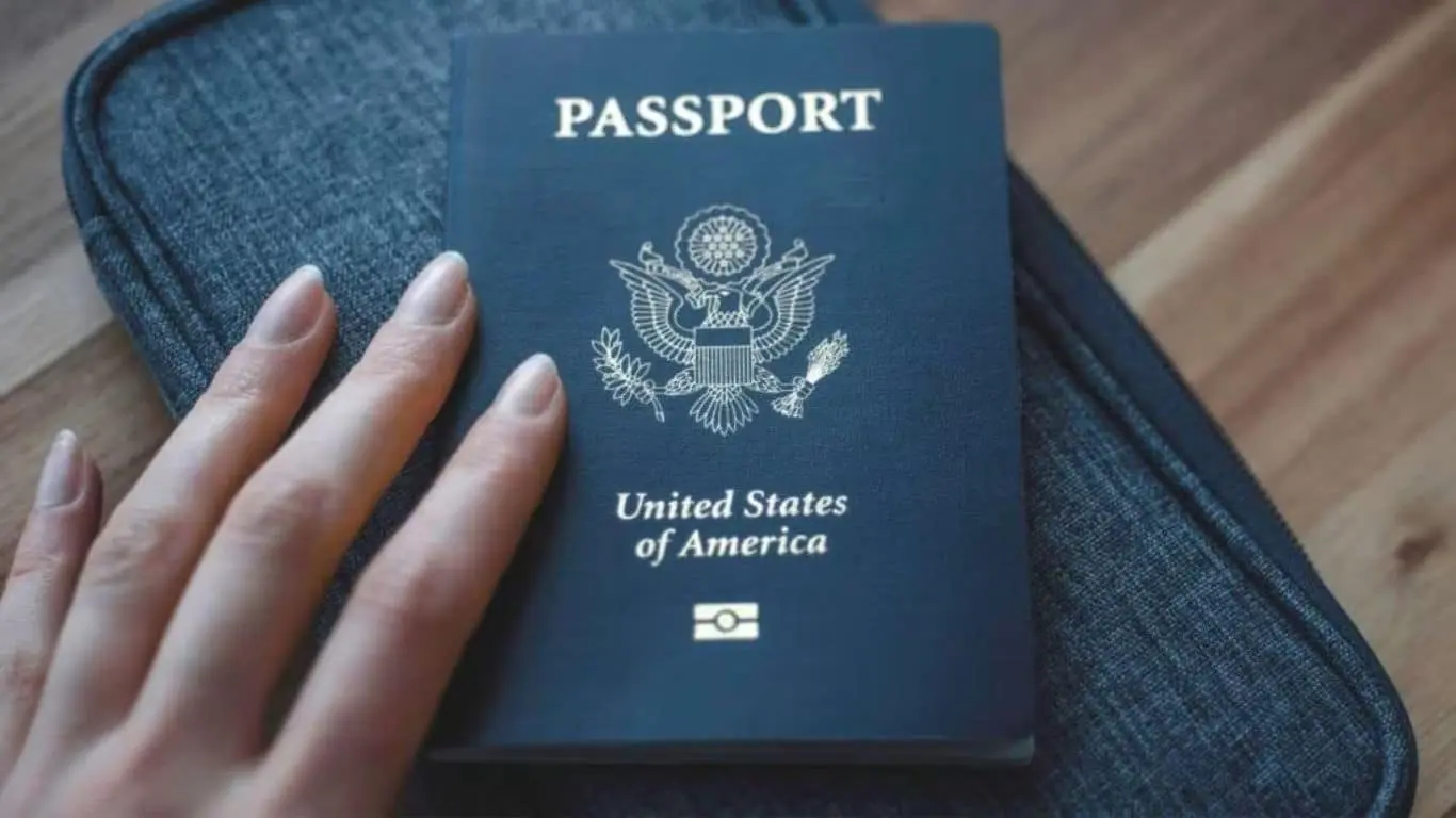Countries with the Most Powerful Passport - 6. Canada, Czechia, Poland, United States