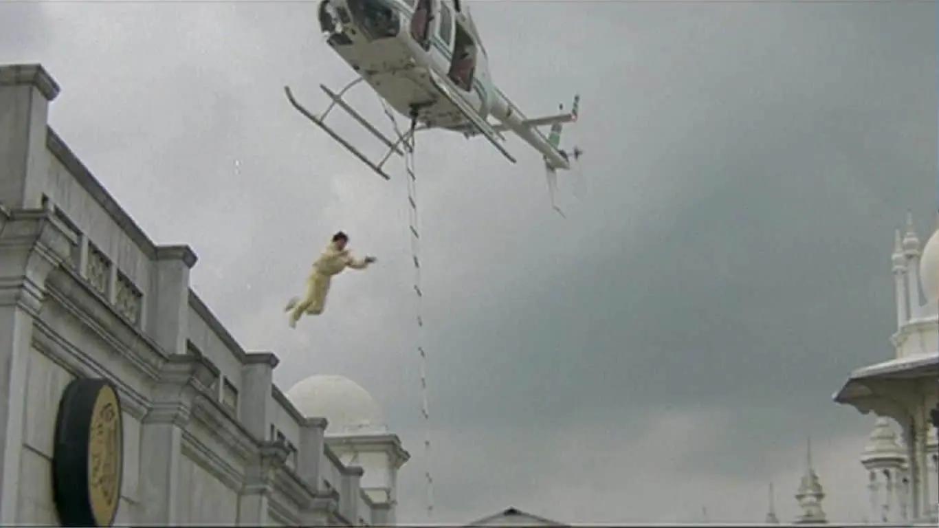 Top 10 Stunts of Jackie Chan - The Helicopter Leap – Supercop (1992)