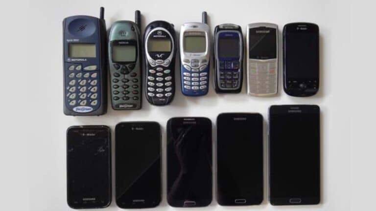Évolution des smartphones : de la brique à la centrale de poche