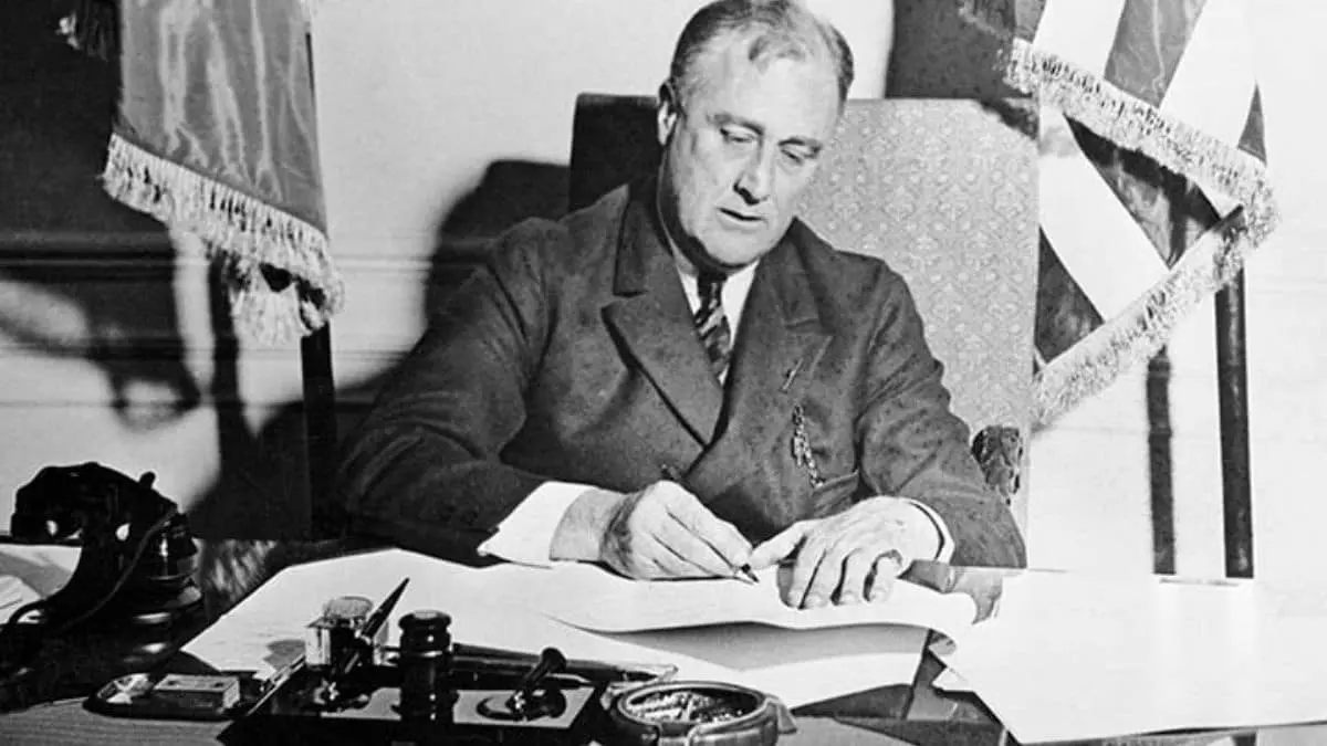 Major Historical Events on March 9- Today in History - 1933 – Emergency Banking Act