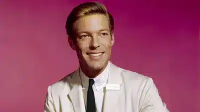 Richard Chamberlain, Star of ‘Dr. Kildare’ and the King of Mini-Series, Dies at 90