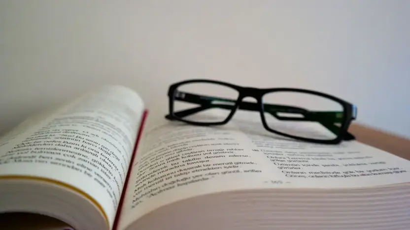 Why Cliffhanger Endings Work (And When They Totally Don’t)