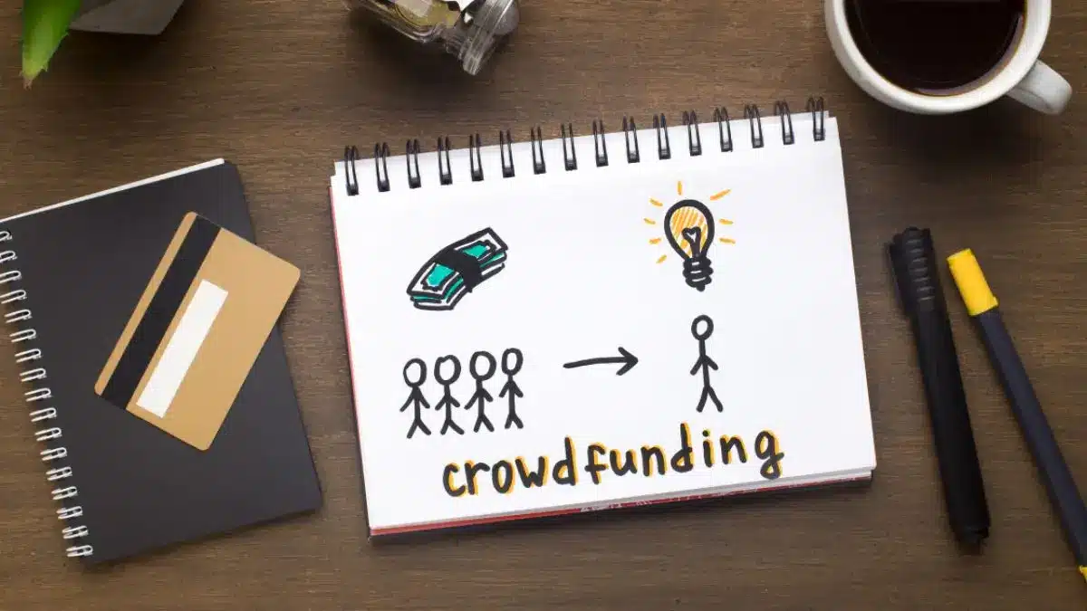 Crowdfunding Books: How Authors Turn Readers into Publishers