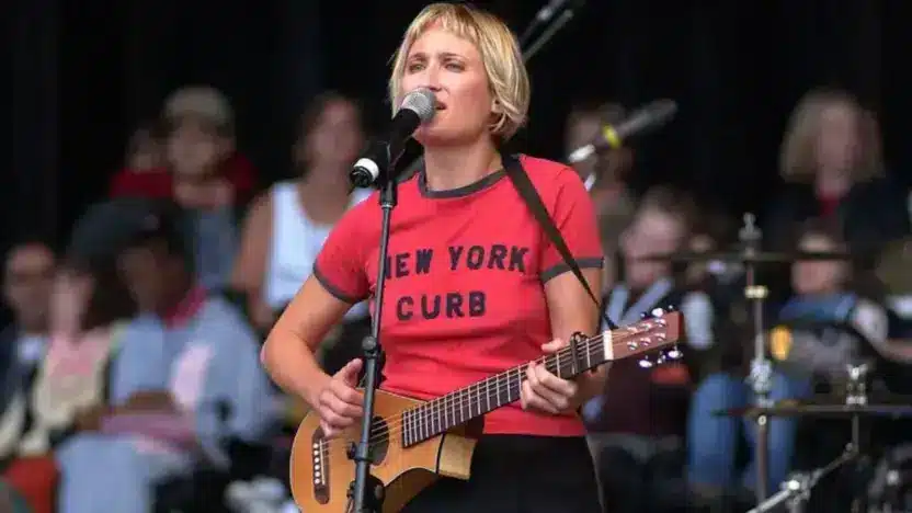Jill Sobule, Trailblazing Singer-Songwriter of “I Kissed a Girl,” Dies at 66 in House Fire
