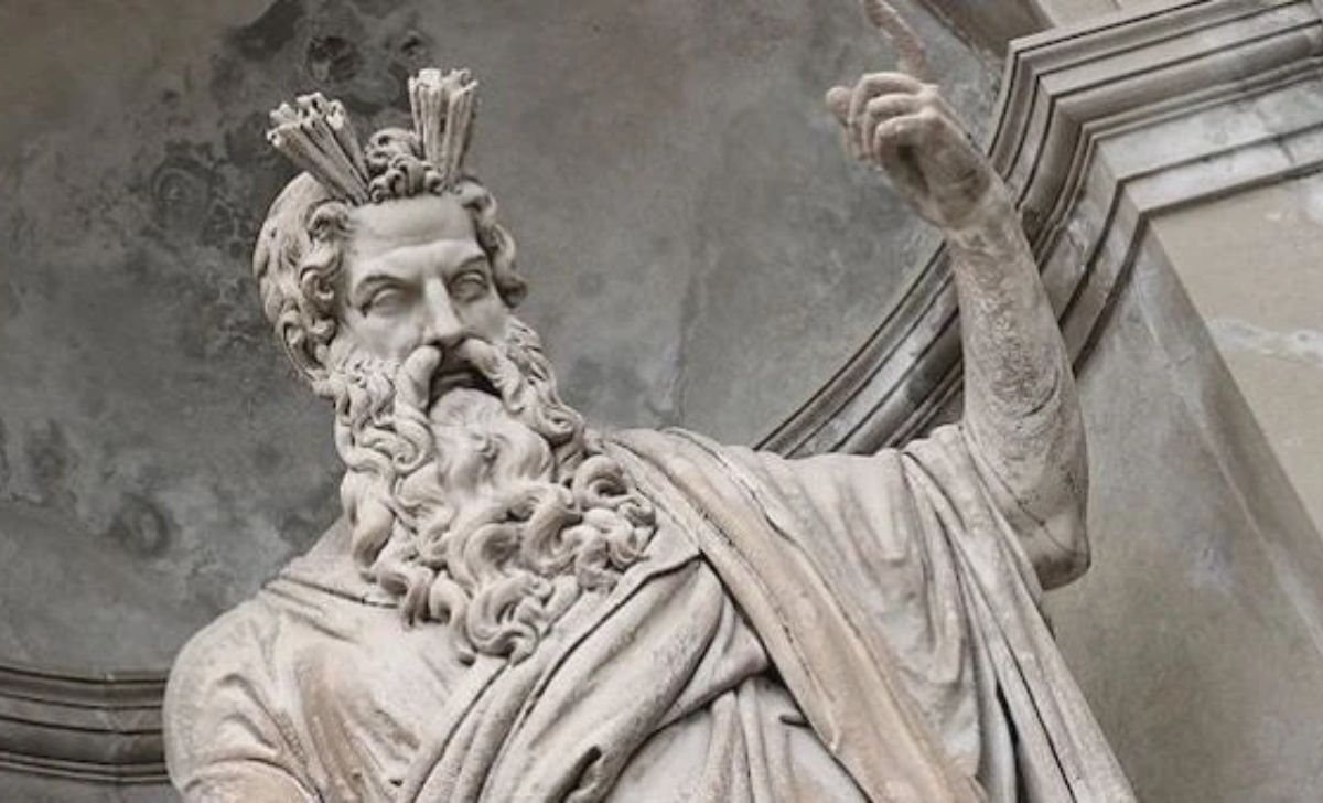 Minos - 5 Strongest Sons of Zeus