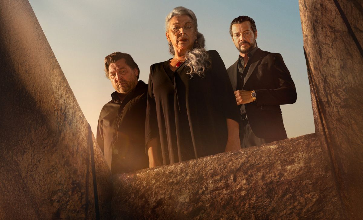 Two Graves (Limited Series)